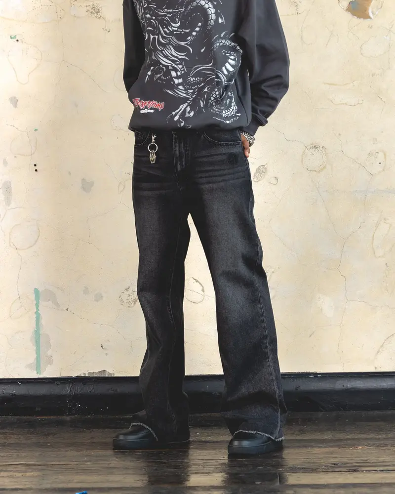 404 205 Bootcut Jeans Black 1