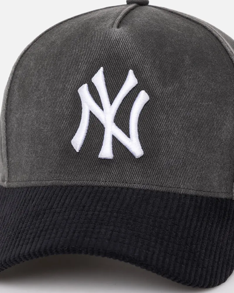 47 Brand New York Yankees 'Apollo Corduroy' Offside Dt Snapback Black 2