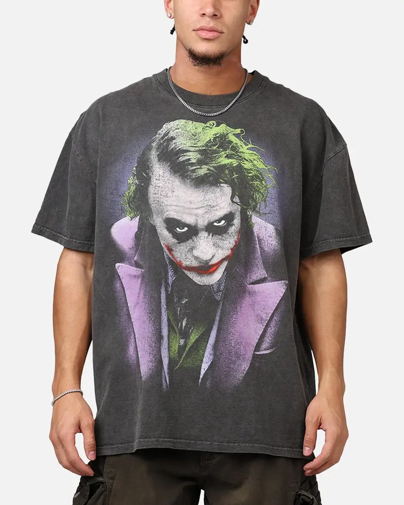 73Studio X Dc Batman The Joker Magic Trick Heavyweight T-Shirt Black Wash 1