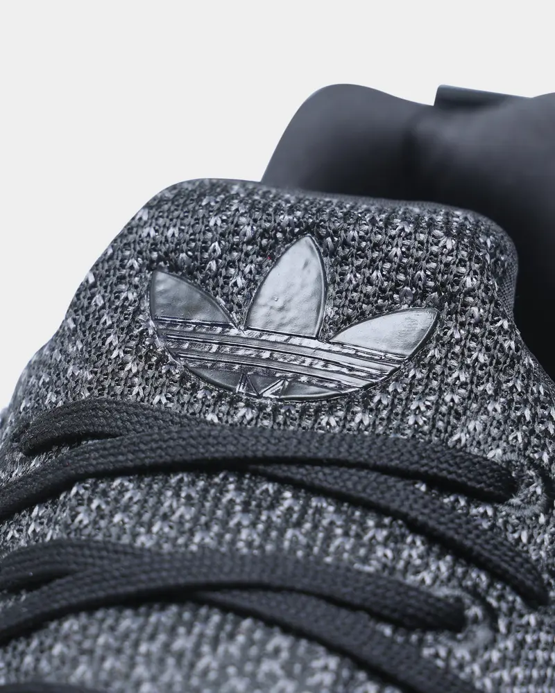 Adidas Swift Run 22 Core Black / Core Black / Grey Five 6