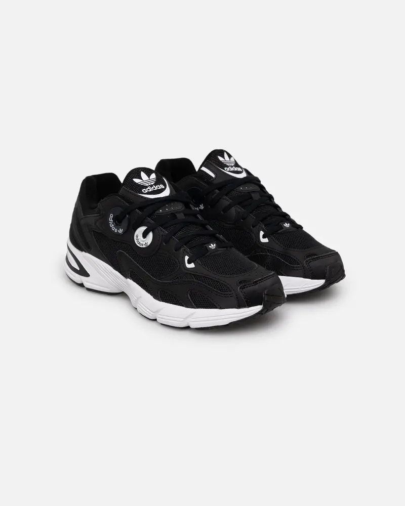 Adidas Women's Astir Black/White 2