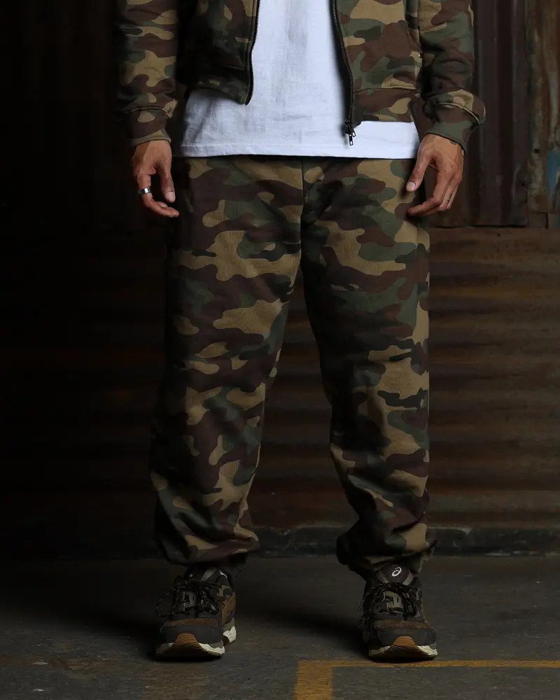 American Thrift Jogger Pants Camo 1