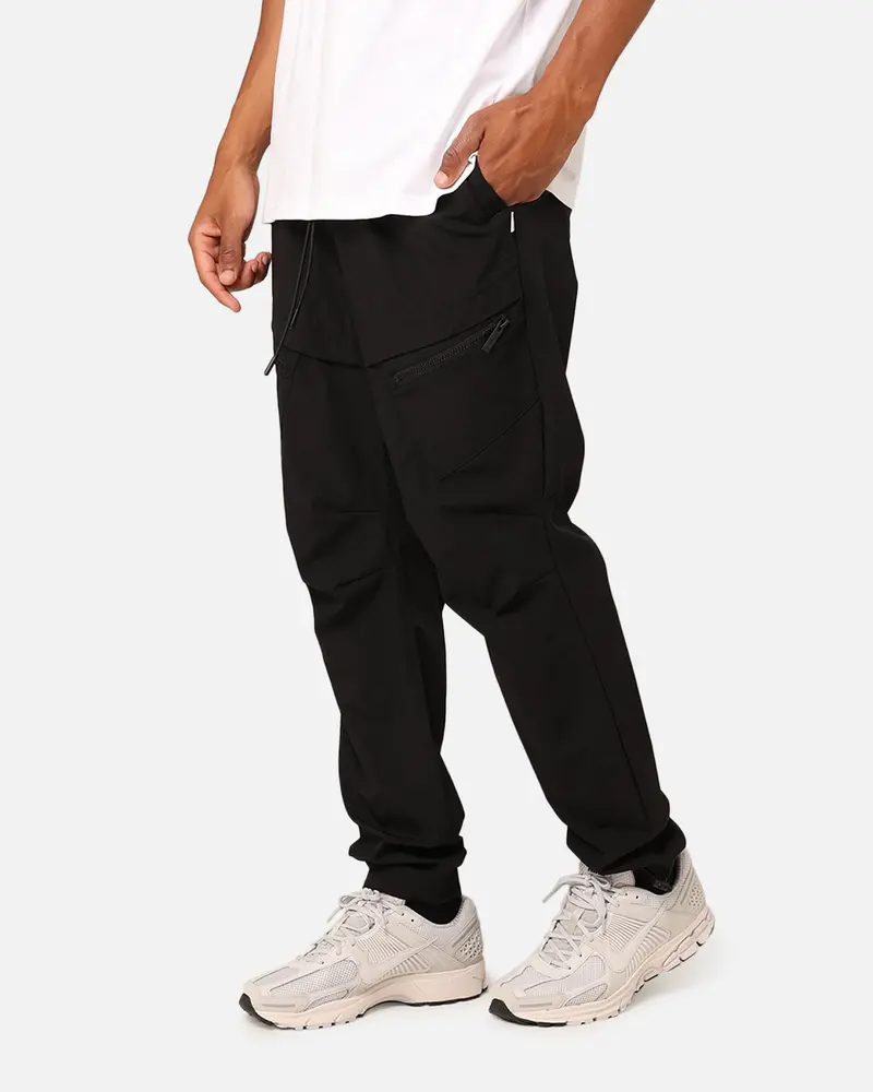 Carre Angular Sport Jogger Black 1