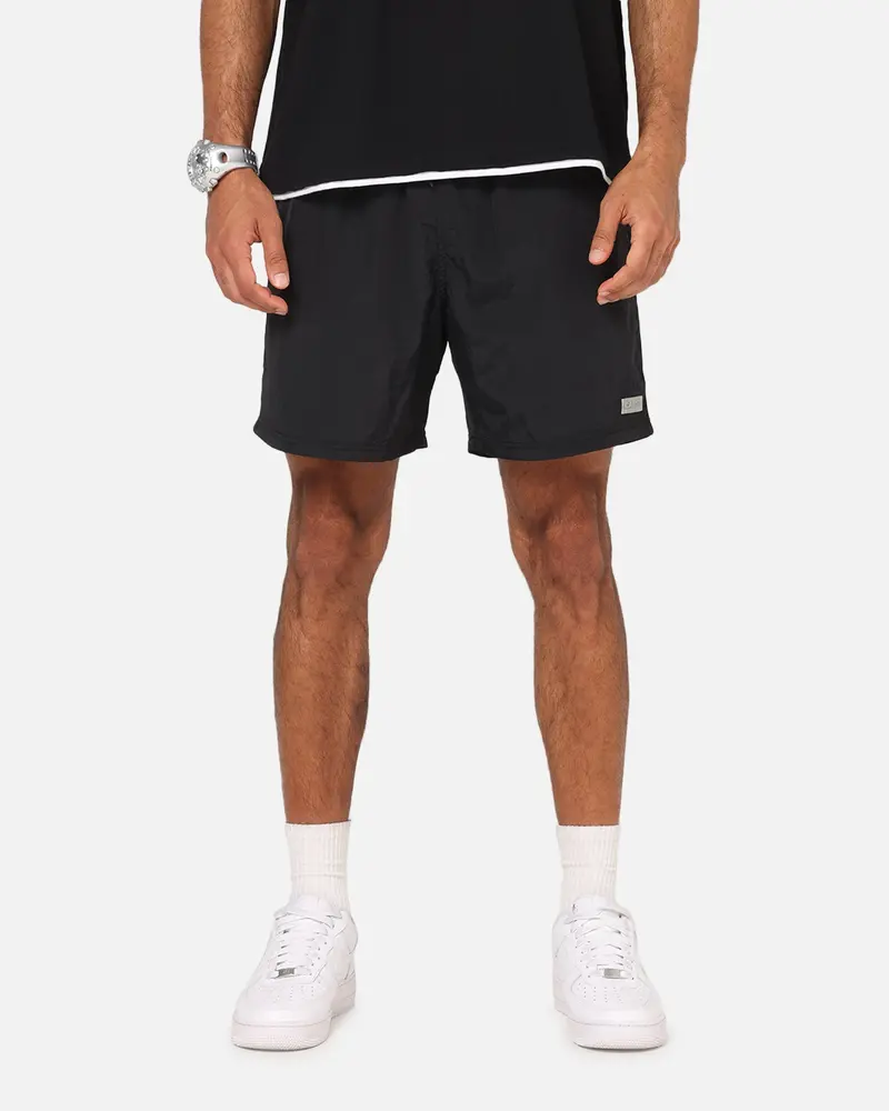 Carre Classic Nylon Shorts Black 1