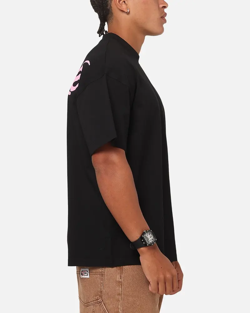 Carre Graffiti T-Shirt Black/Pink 5