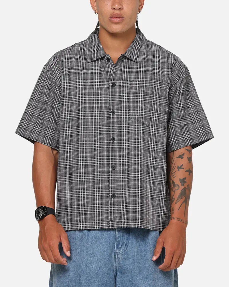 Carre Plaid Button Up Shirt Black-Plaid 1