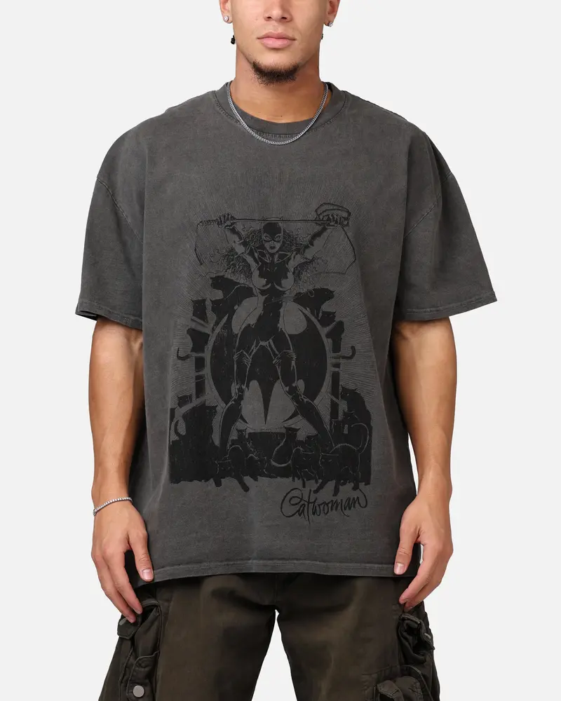Goat Crew X Dc Batman Catwoman Cats Heavyweight T-Shirt Black Wash 1