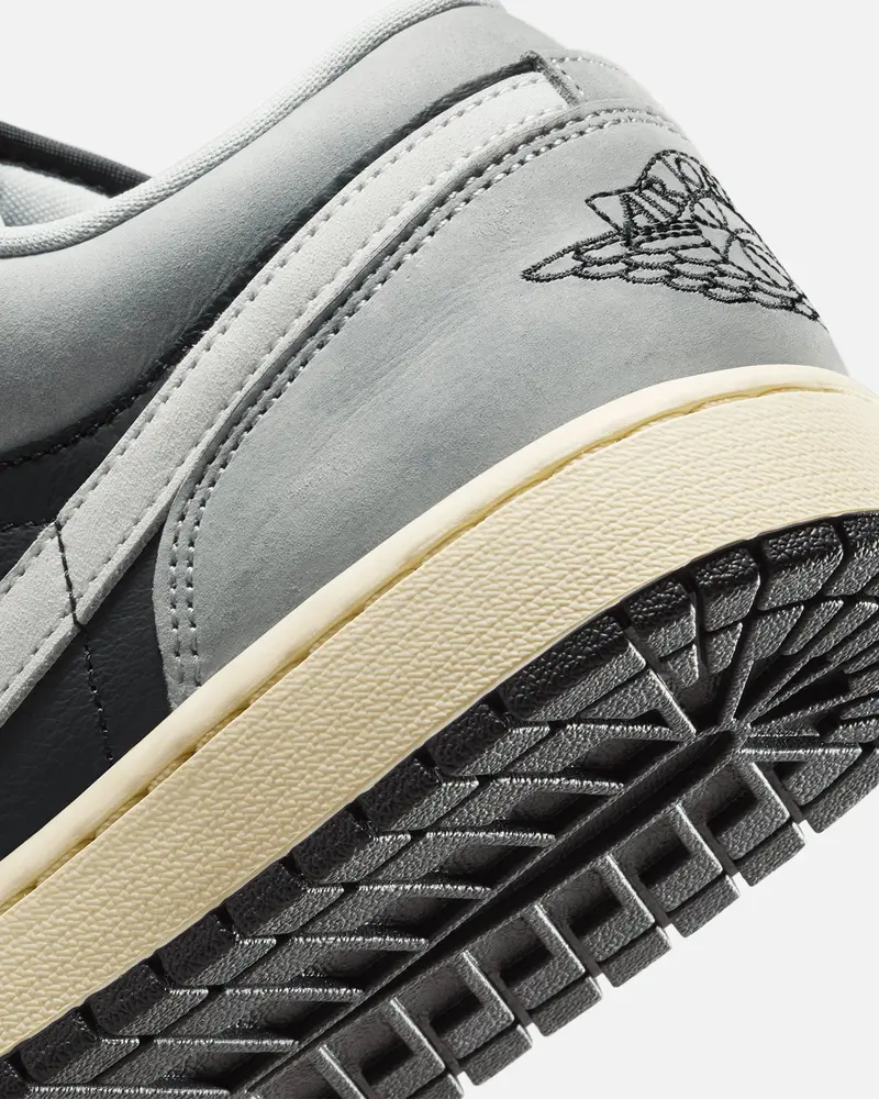 Jordan Air Jordan 1 Low Se "Smoke Grey" Lt Smoke Grey/Black-Sail 8