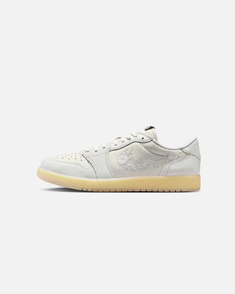 Jordan Air Jordan 1 Retro Low Og "Floral Swoosh" Sail 1