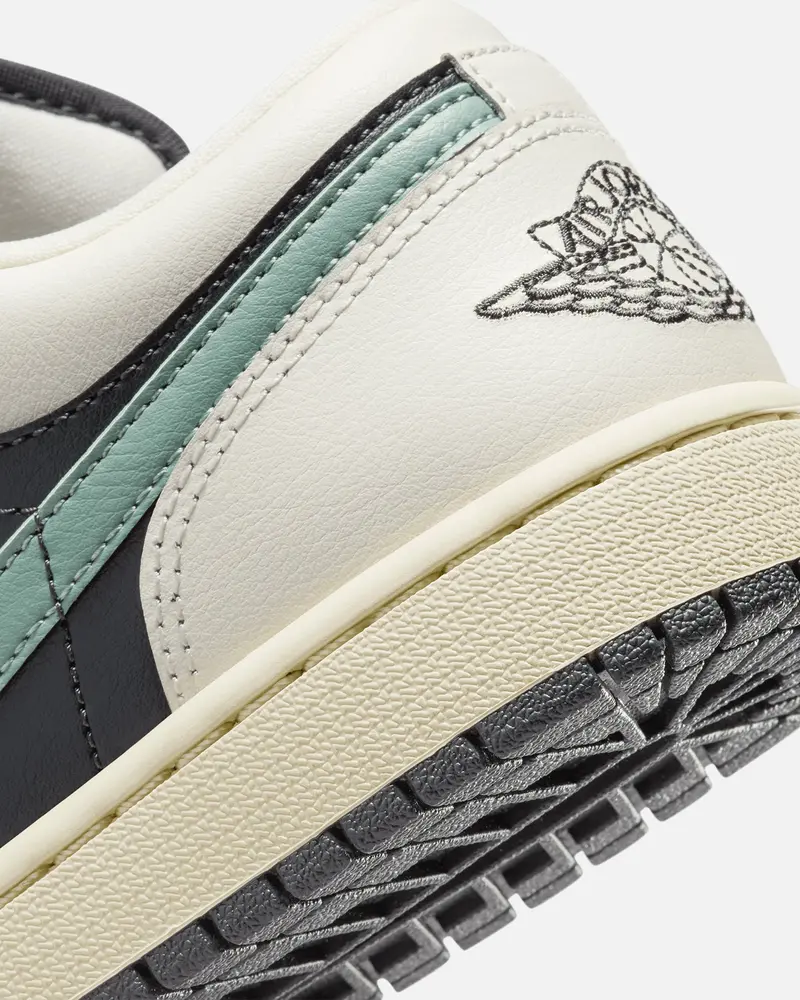 Jordan Women's Air Jordan 1 Low Anthracite/Jade 8