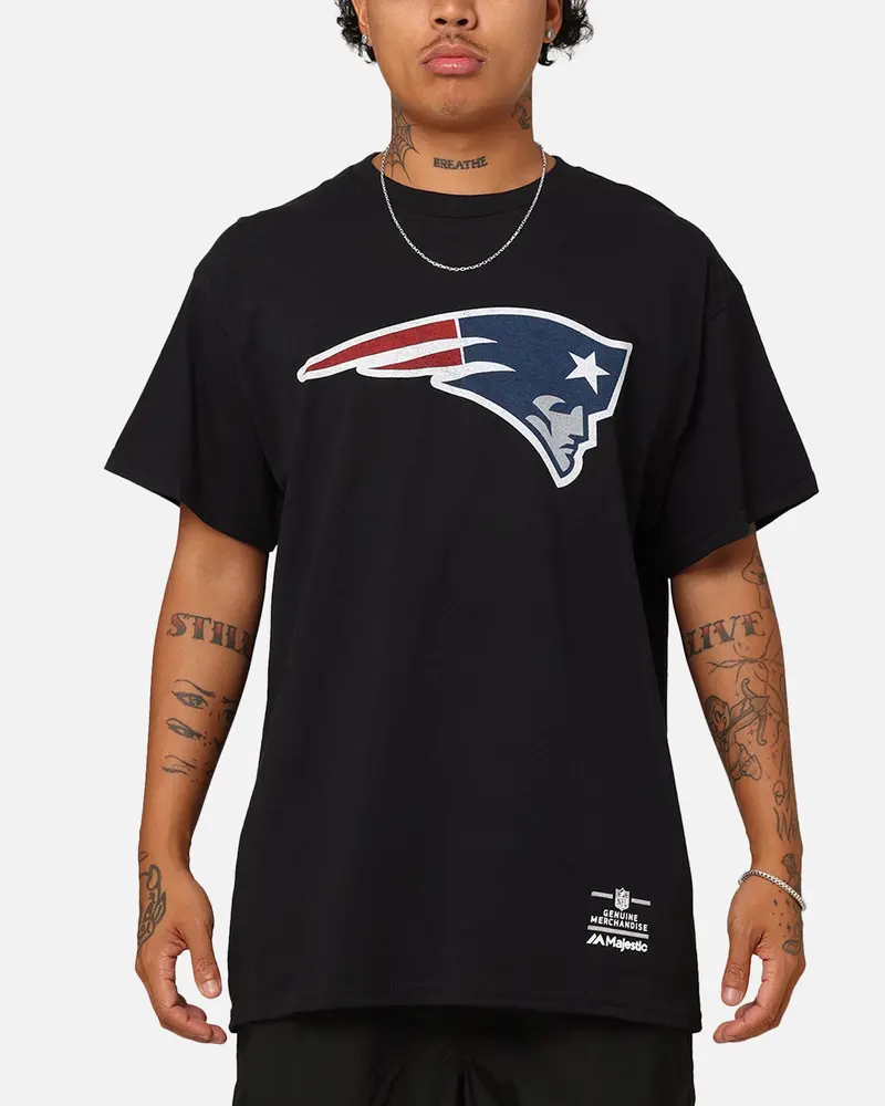 Majestic Athletic New England Patriots Team Crest T-Shirt Black 1