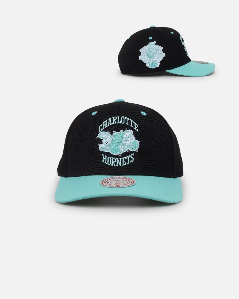 Mitchell & Ness Charlotte Hornets "Ice Blue" Script Origin Snapback Black/Ice Blue 1