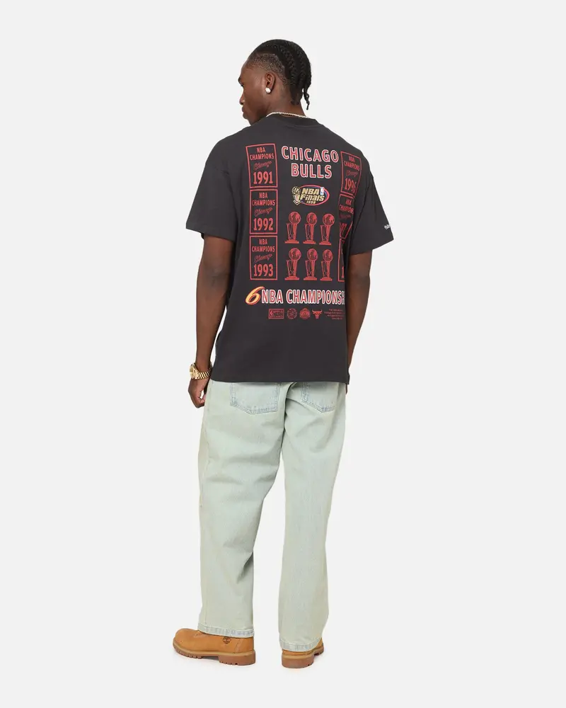 Mitchell & Ness Chicago Bulls Champions Report "Champ Pack" T-Shirt Faded Black 4