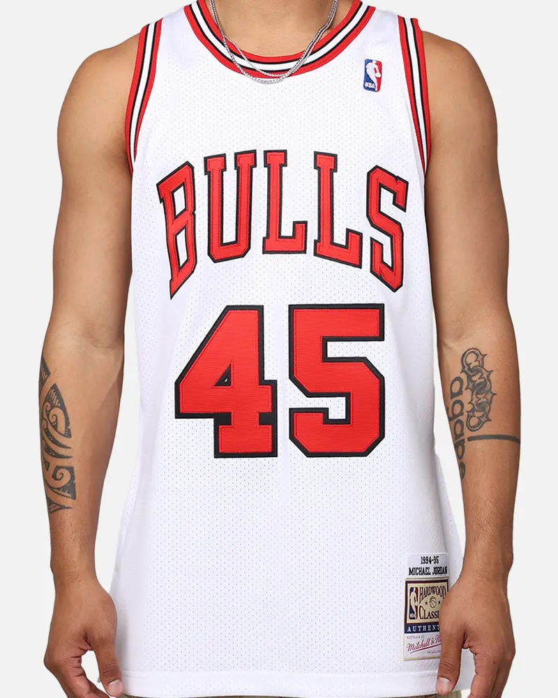 Mitchell & Ness Chicago Bulls Michael Jordan1994-95 Authentic Home Jersey White 4