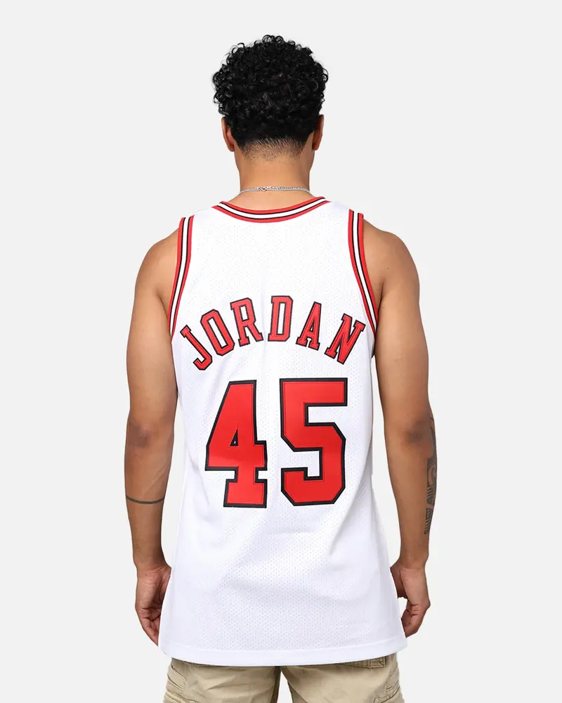 Mitchell & Ness Chicago Bulls Michael Jordan1994-95 Authentic Home Jersey White 5
