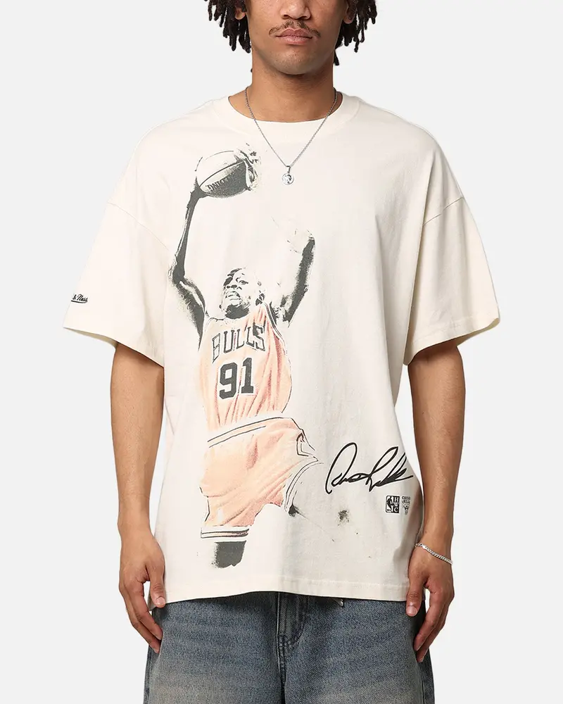 Mitchell & Ness Chicago Bulls Rebound T-Shirt Unbleached 1