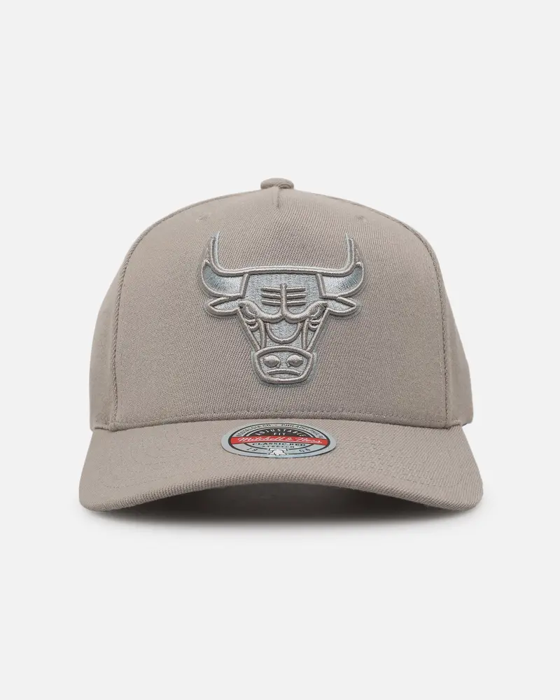 Mitchell & Ness Chicago Bulls 'Seasonal Core' Mvp Snapback Khaki 1