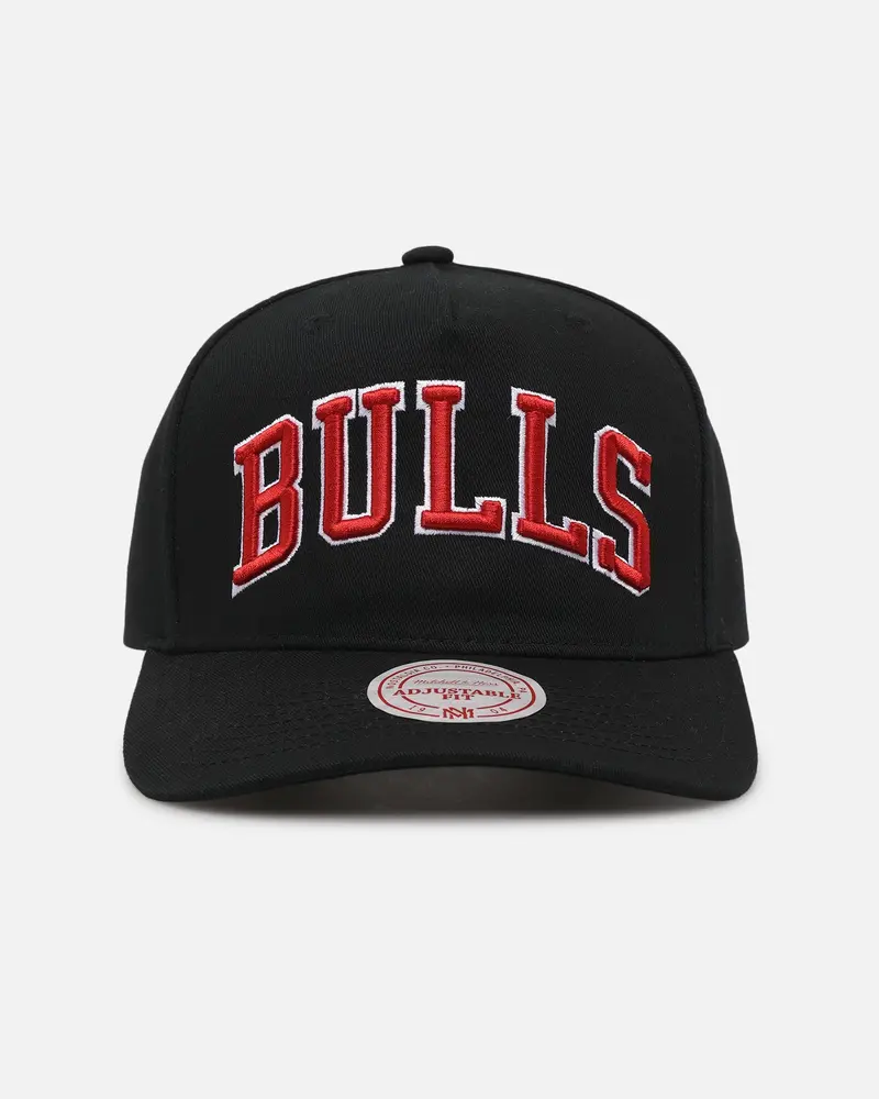 Mitchell & Ness Chicago Bulls Team Colour Wordmark Mvp Snapback Black 1