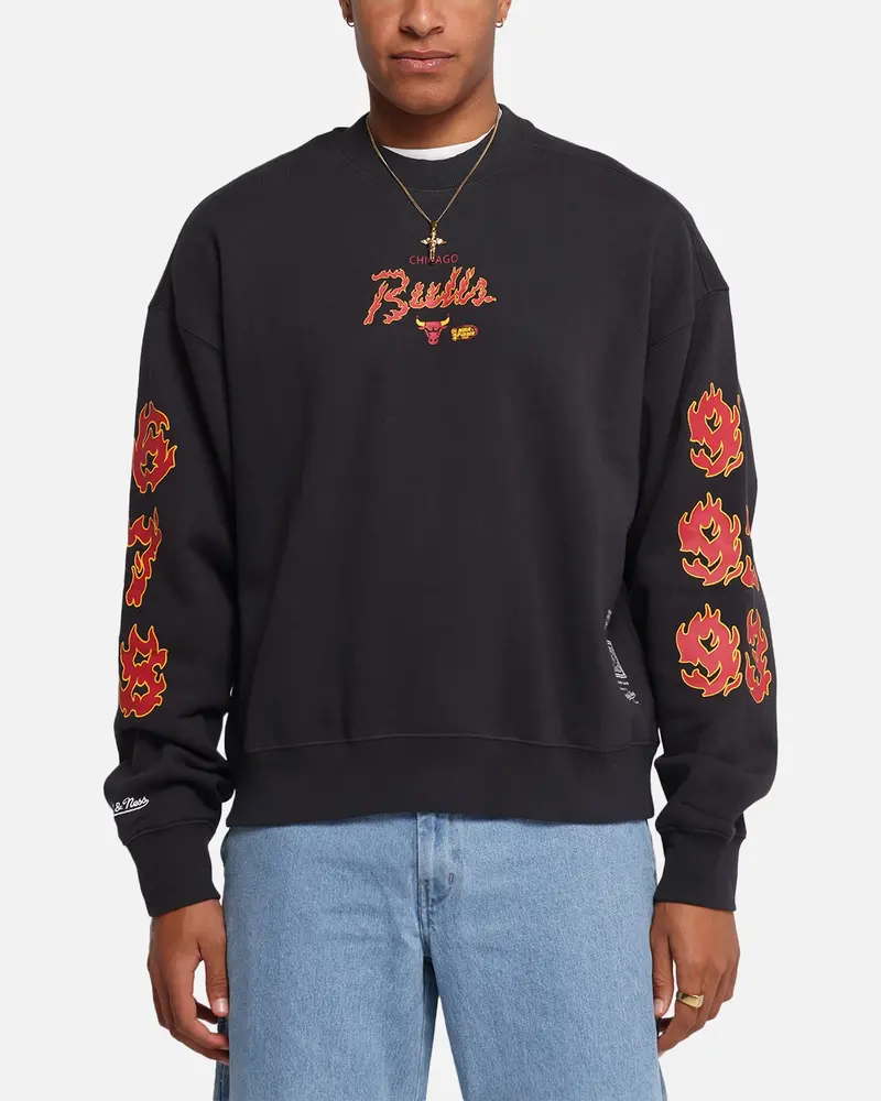 Mitchell & Ness Chicago Bulls Up In Flames Crewneck Faded Black 1