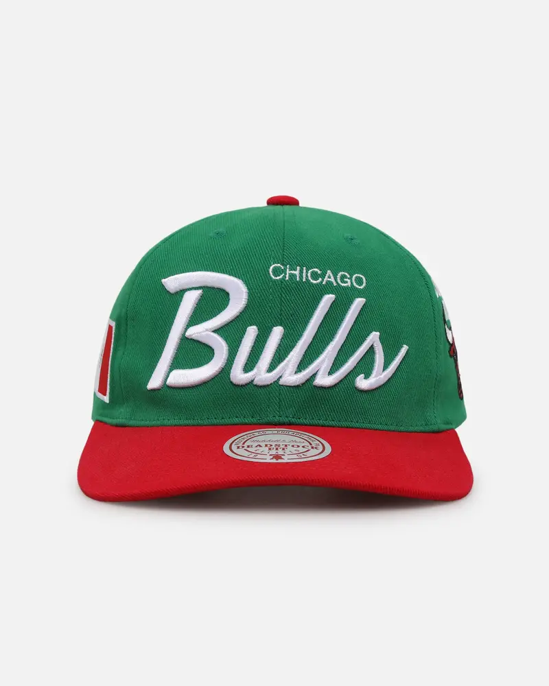 Mitchell & Ness Chicago Bulls 'Viva Mexico Script' Deadstock Snapback Green/Red 1