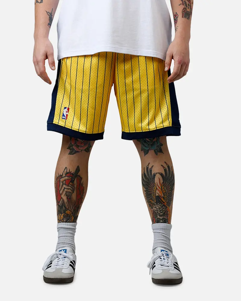 Mitchell & Ness Indiana Pacers 99' Swingman Shorts Yellow 1
