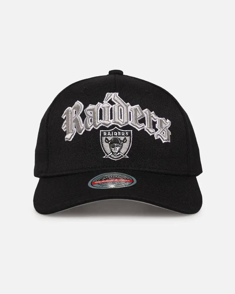 Mitchell & Ness Las Vegas Raiders 'Old English Classic' Mvp Snapback Black 1