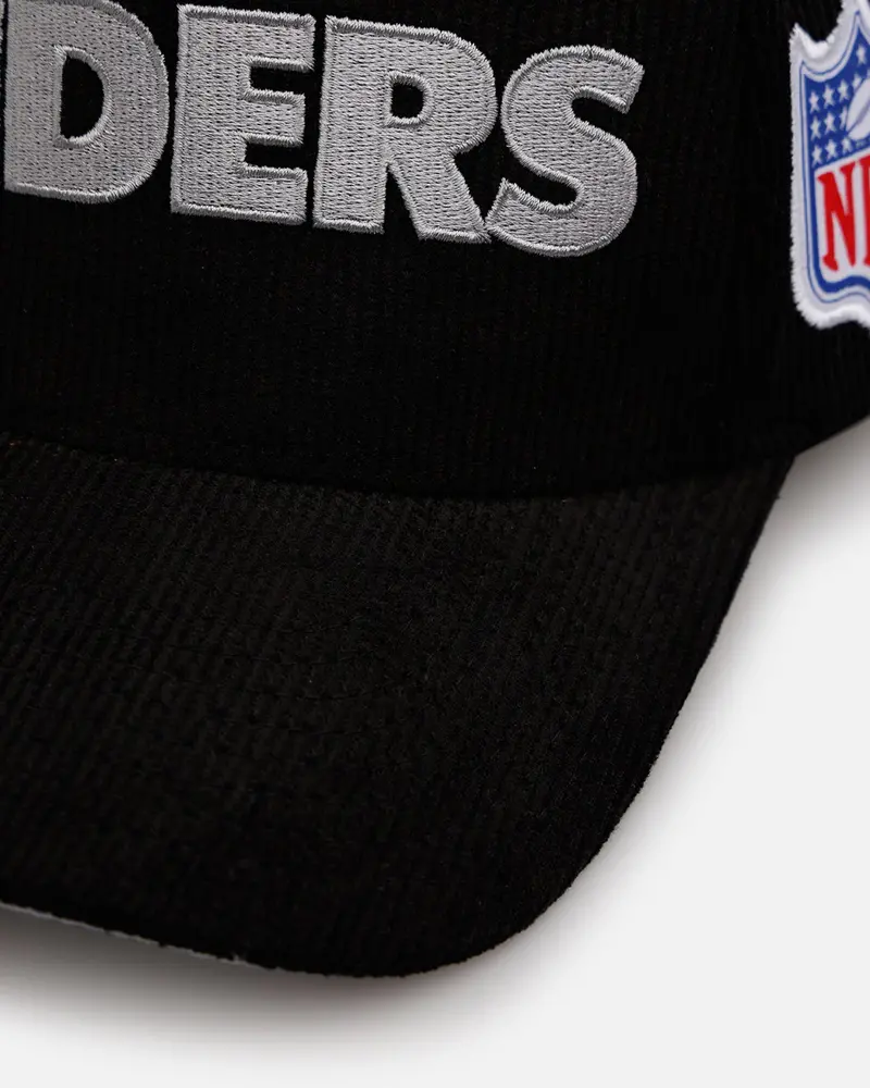 Mitchell & Ness Las Vegas Raiders 'Vintage Cord' Pro Pinch Corduroy Snapback Black 2