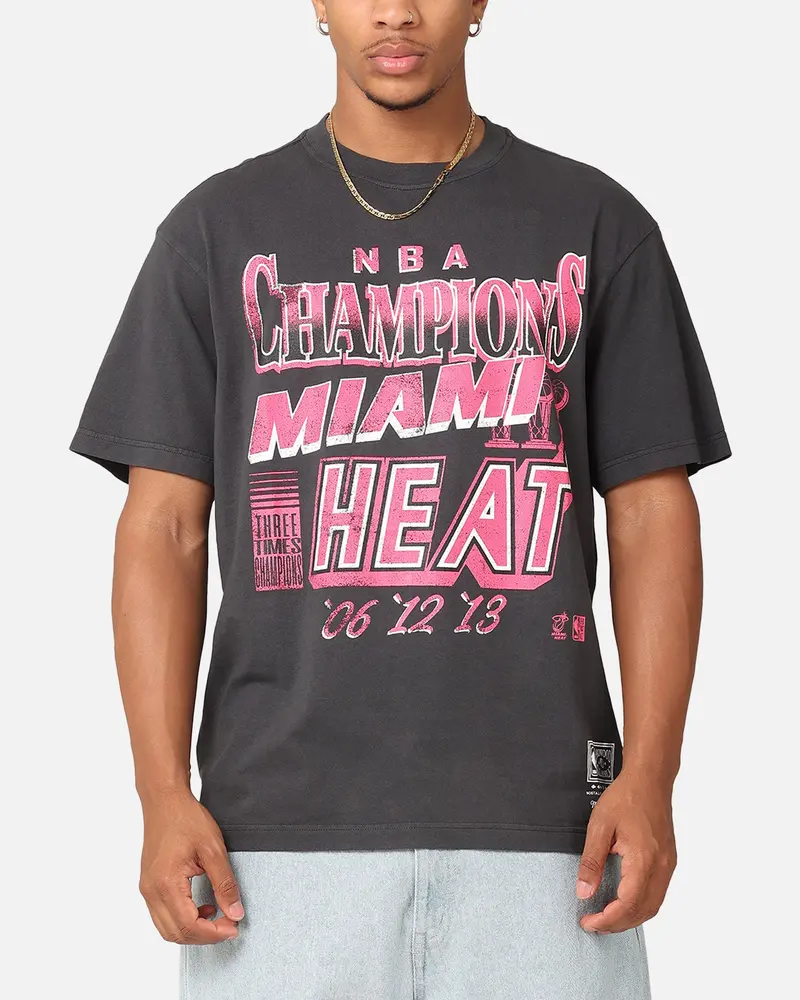 Mitchell & Ness Miami Heat Championship Neon T-Shirt Overdyed Black 1