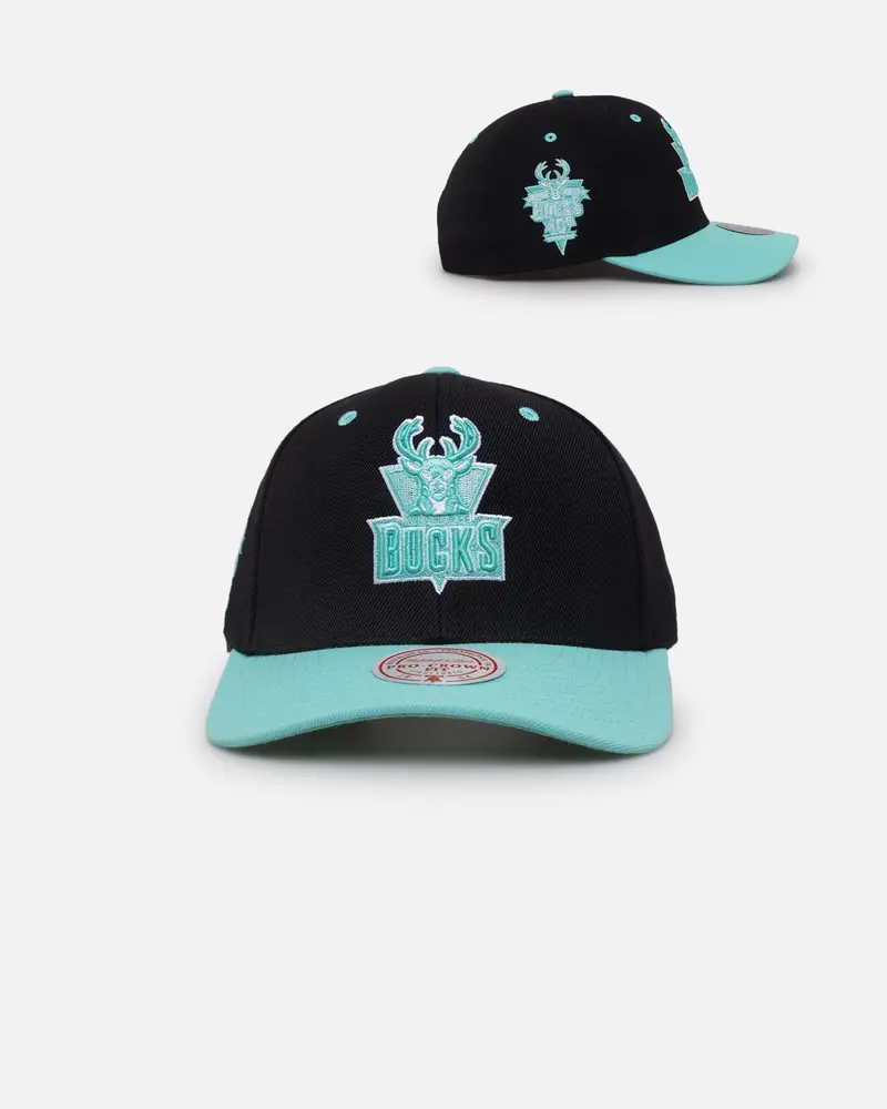 Mitchell & Ness Milwaukee Bucks "Ice Blue" Script Origin Snapback Black/Ice Blue 1
