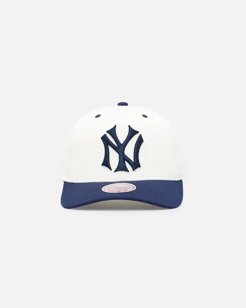 Mitchell & Ness New York Yankees Go Team Go Snapback White Cream/Blue 1