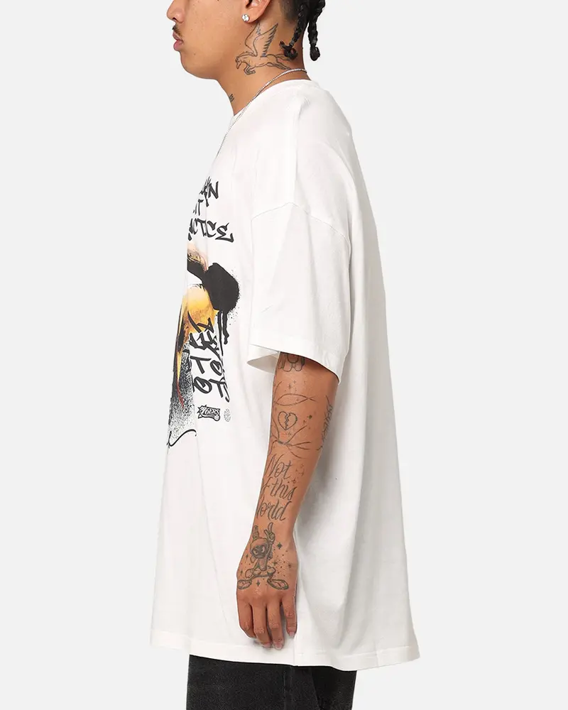 Mitchell & Ness Philadelphia 76Ers Allen Iverson We Talkin T-Shirt Vintage White 5