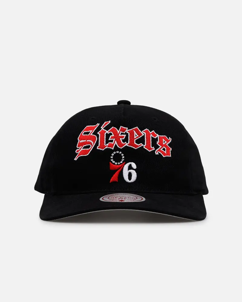 Mitchell & Ness Philadelphia 76Ers 'Old English' Caddy Fit Snapback Black 1