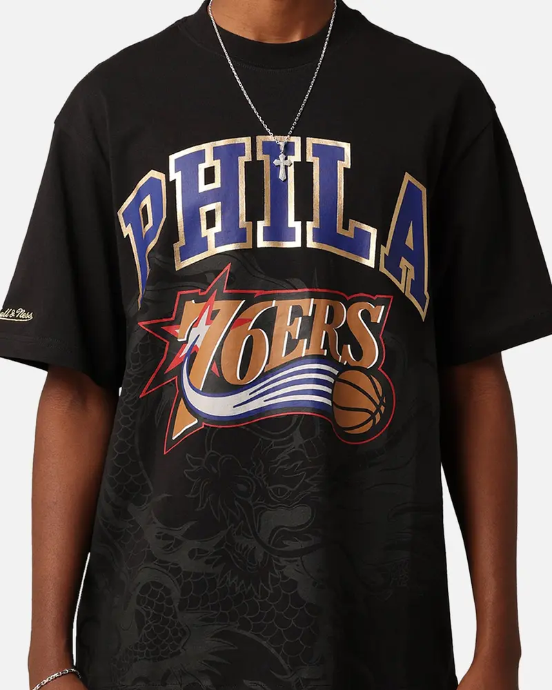 Mitchell & Ness Philadelphia 76Ers Year Of The Dragon T-Shirt Faded Black 3