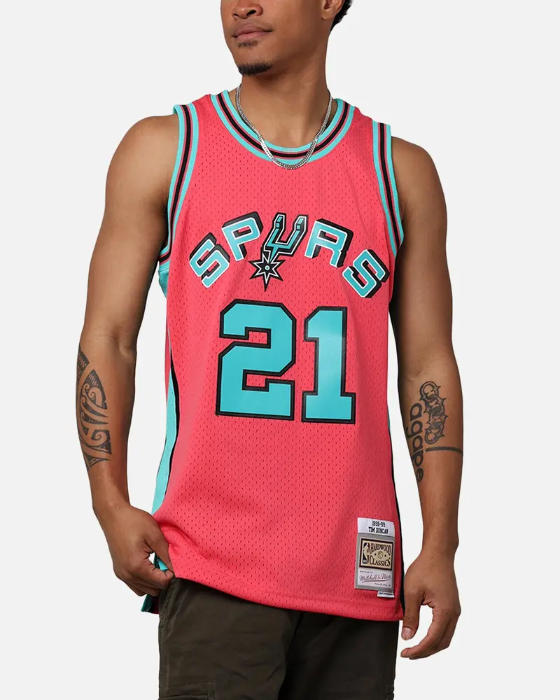 Mitchell & Ness San Antonio Spurs Tim Duncan 'Spurs 2014 Champs' '98-99 Swingman Jersey Pink 1