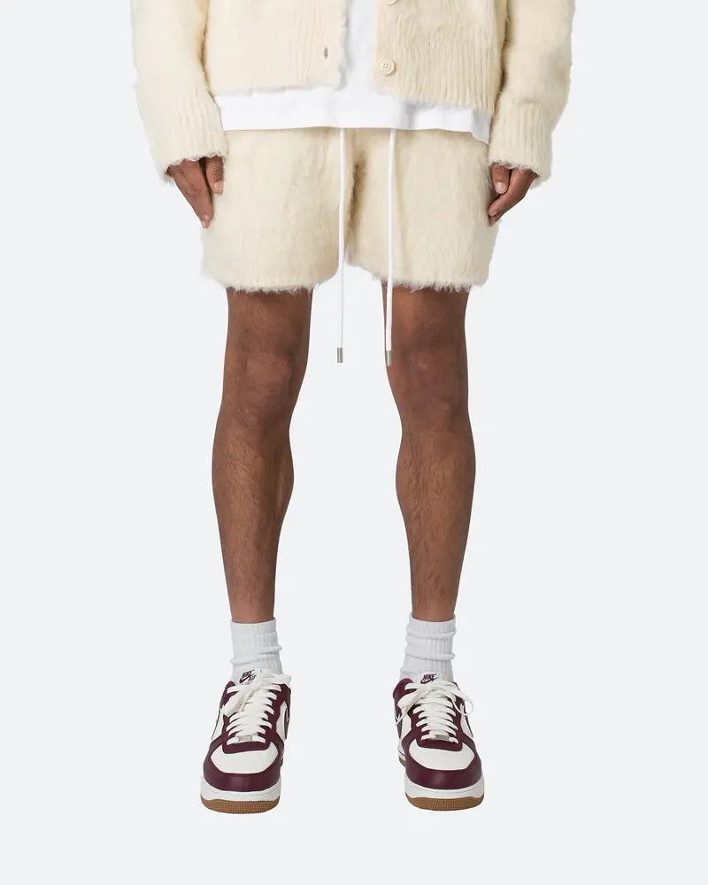 Mnml Fuzzy Sweat Shorts Off White 1