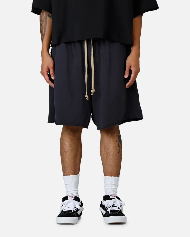 Mnml Oversized Cargo Sweat Shorts Rust 1
