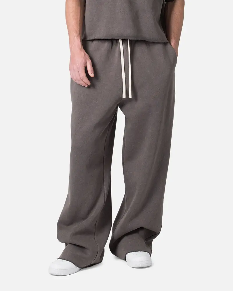 Mnml Washed Ultra Baggy Sweatpants Washed Black 1