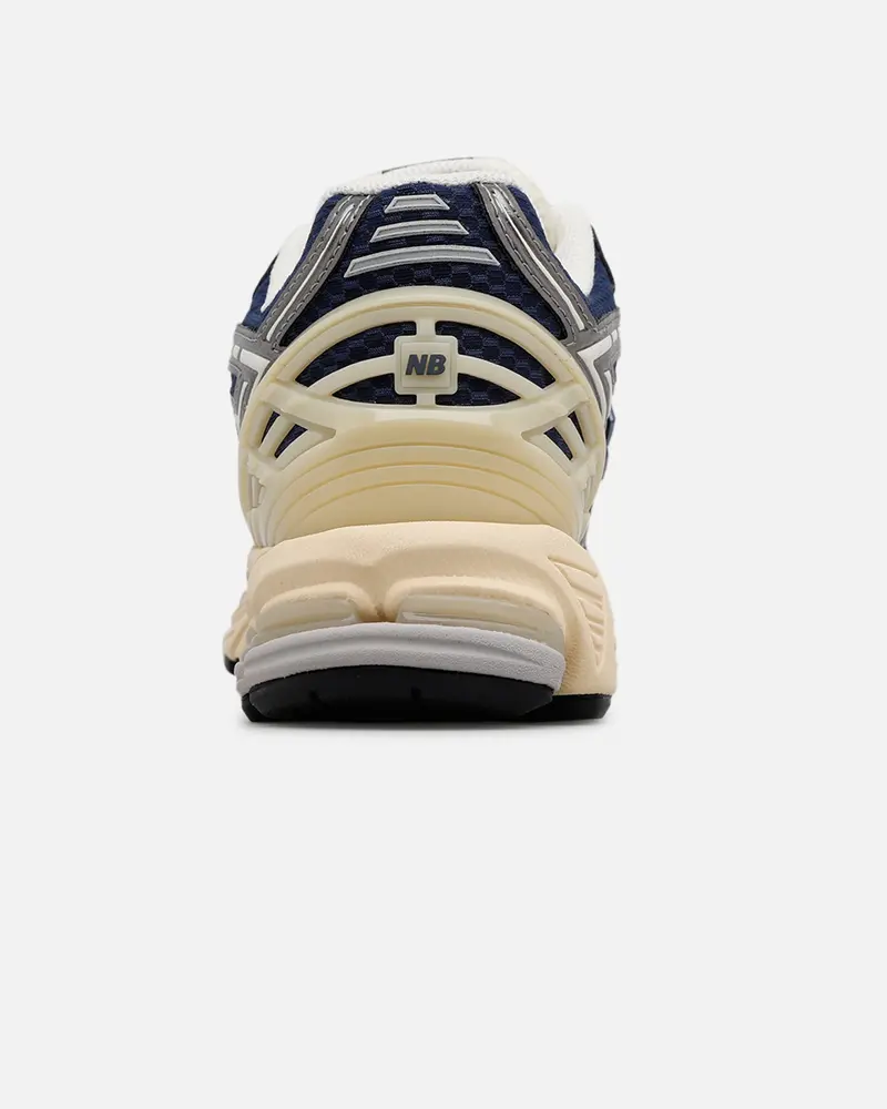 New Balance 1906R Vintage Indigo 9