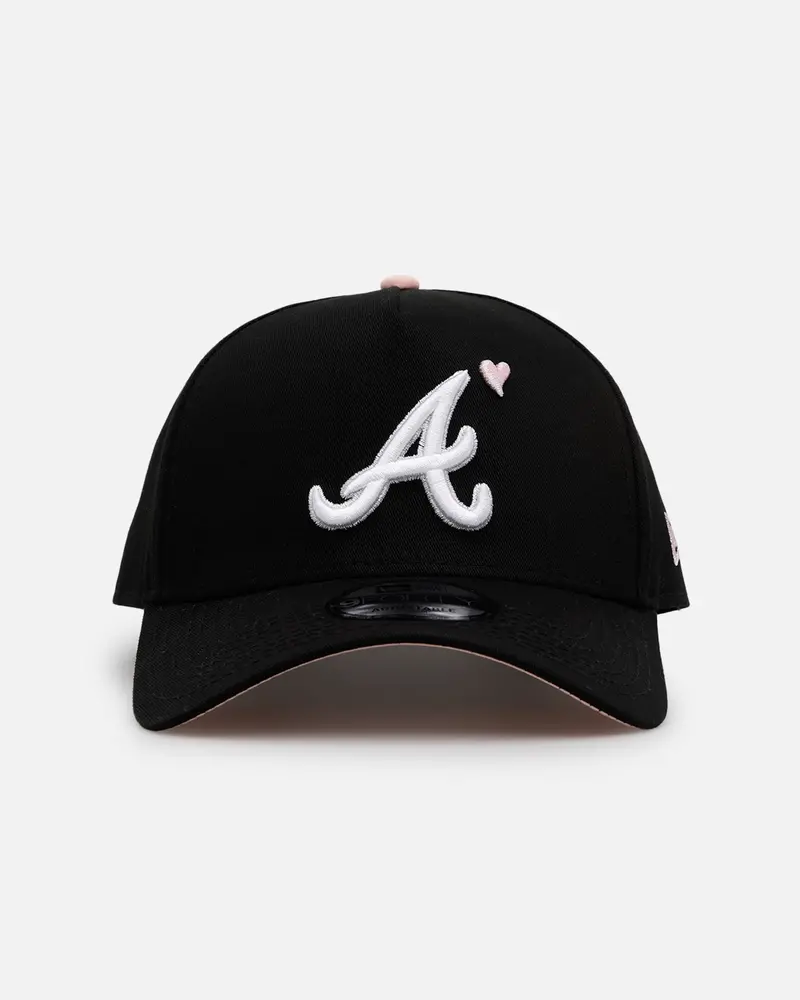 New Era Atlanta Braves 'Pink Satin Hearts 2.0' 9Forty A-Frame Snapback Black/Pink 1