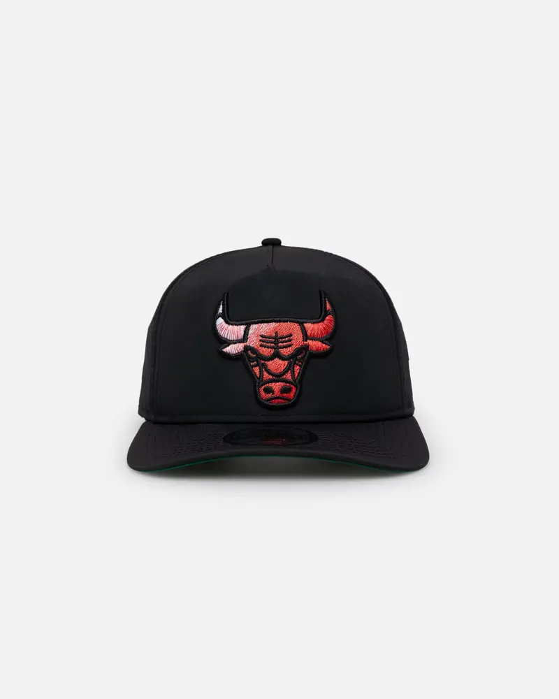 New Era Chicago Bulls Golfer Pre-Curved Snapback Black/Otc 1