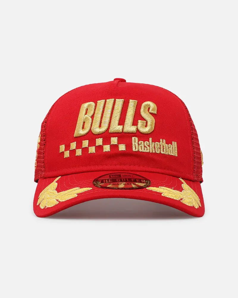 New Era Chicago Bulls 'Podium Pack' Pre-Curved Golfer Trucker Snapback Scarlett/Metallic Gold 1