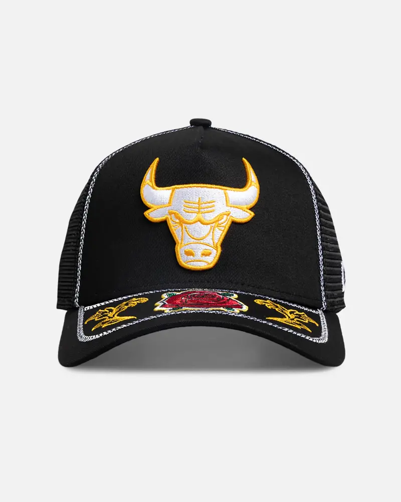 New Era Chicago Bulls 'Rose Visor' 9Forty A-Frame Trucker Snapback Black/Rose 1
