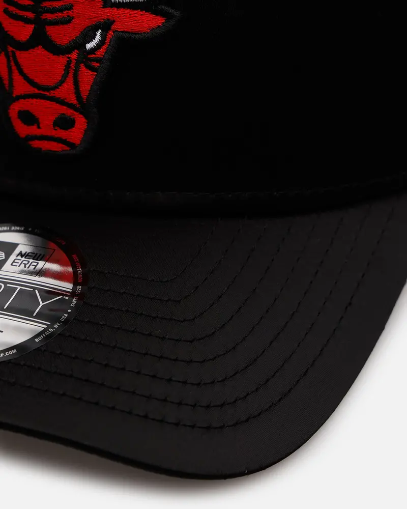 New Era Chicago Bulls 'Team Color Satin' 9Forty A-Frame Snapback Official Team Color 2