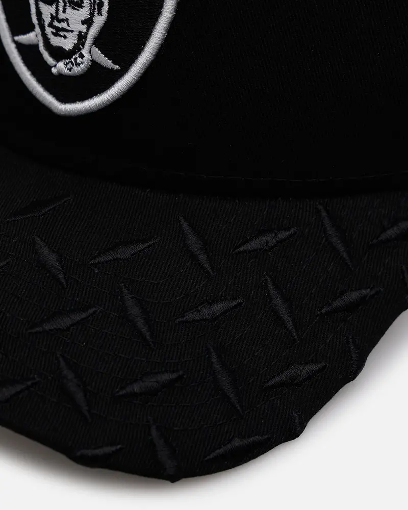 New Era Las Vegas Raiders 'Dark Steel' 9Forty A-Frame Snapback Black/Grey 2