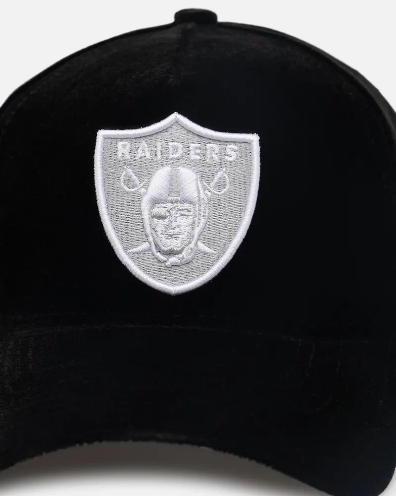 New Era Las Vegas Raiders 'Velvet Dreams' 9Forty A-Frame Snapback Black/Grey 2
