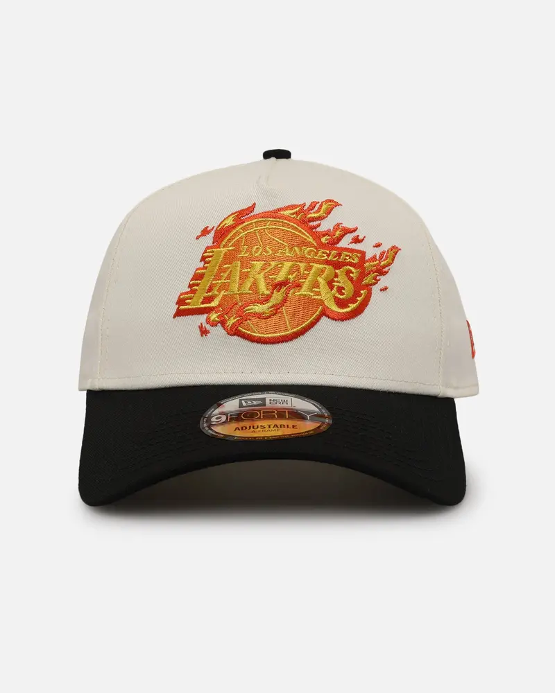 New Era Los Angeles Lakers 'Flame' 9Forty A-Frame Snapback Chrome White/Black 1