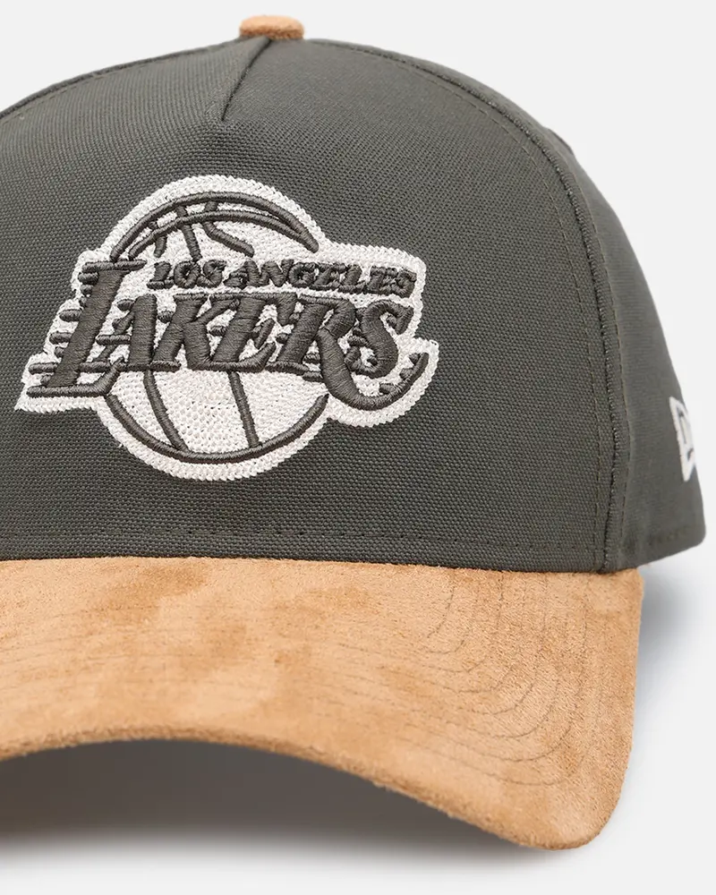 New Era Los Angeles Lakers 'Moss Canvas Wheat' 9Forty A-Frame Snapback Moss Canvas/Ivory 2
