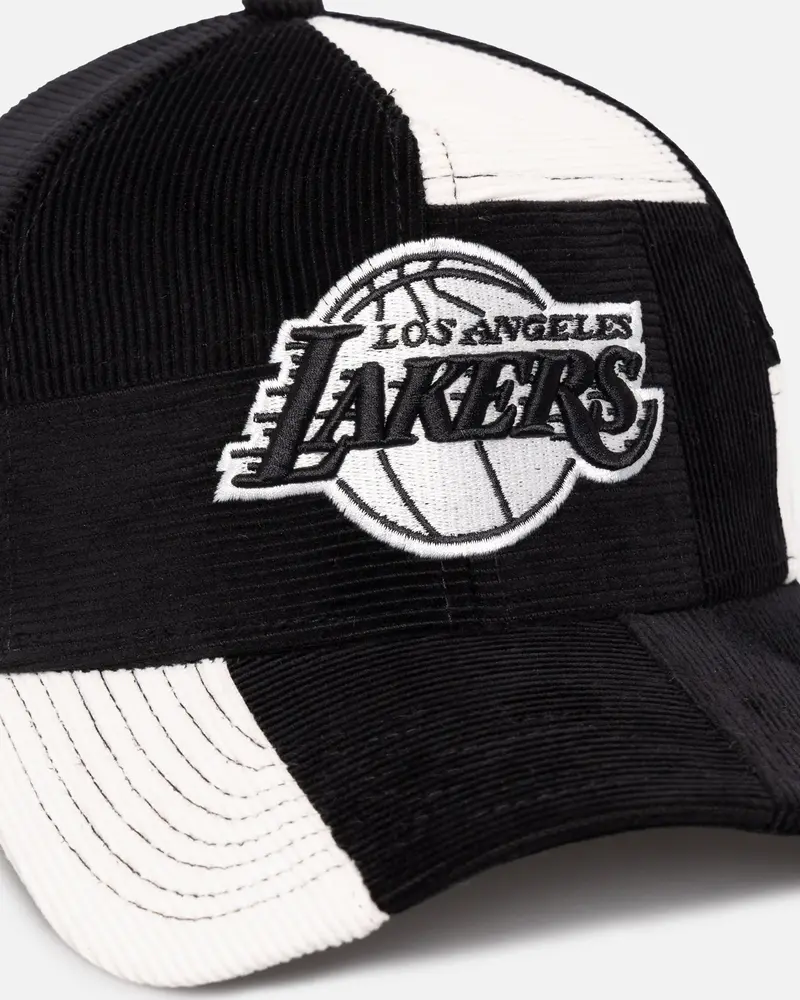 New Era Los Angeles Lakers 'Patchwork Corduroy' 9Forty A-Frame Snapback Black/Cream 2