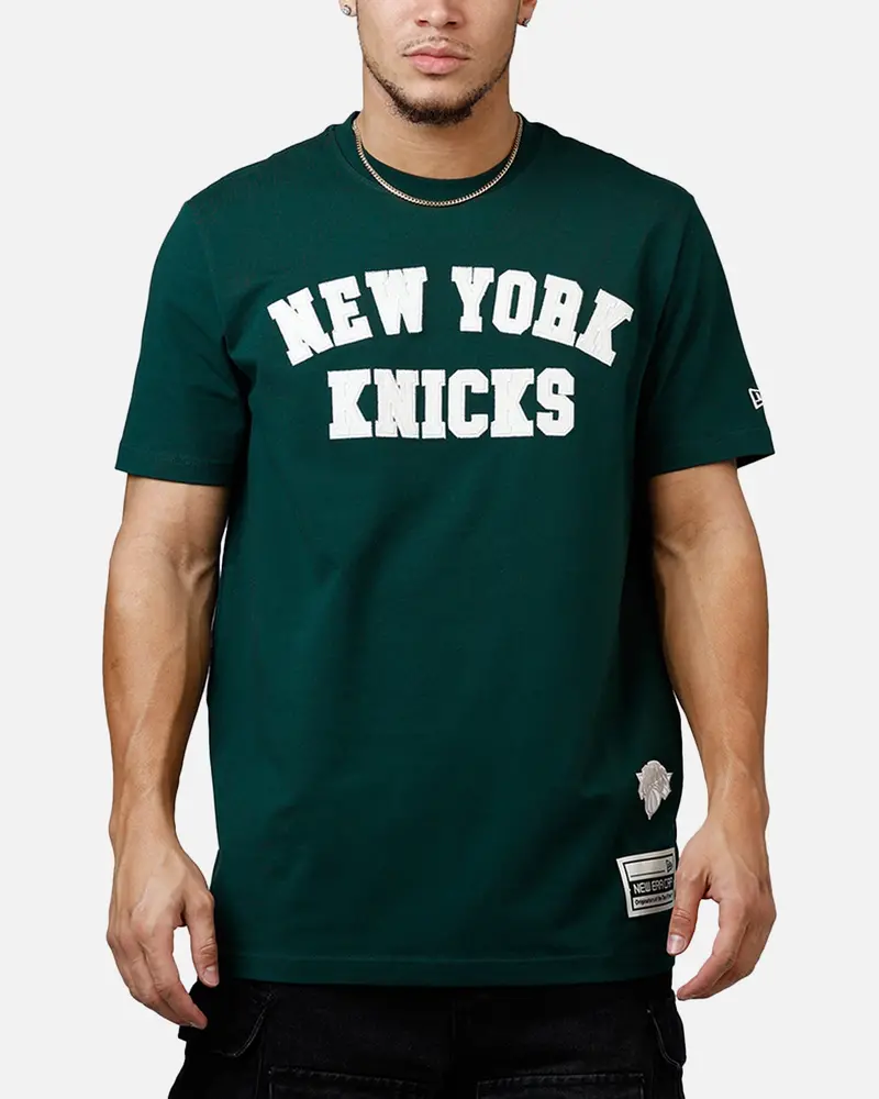 New Era New York Knicks Logo Select T-Shirt Dark Green 1