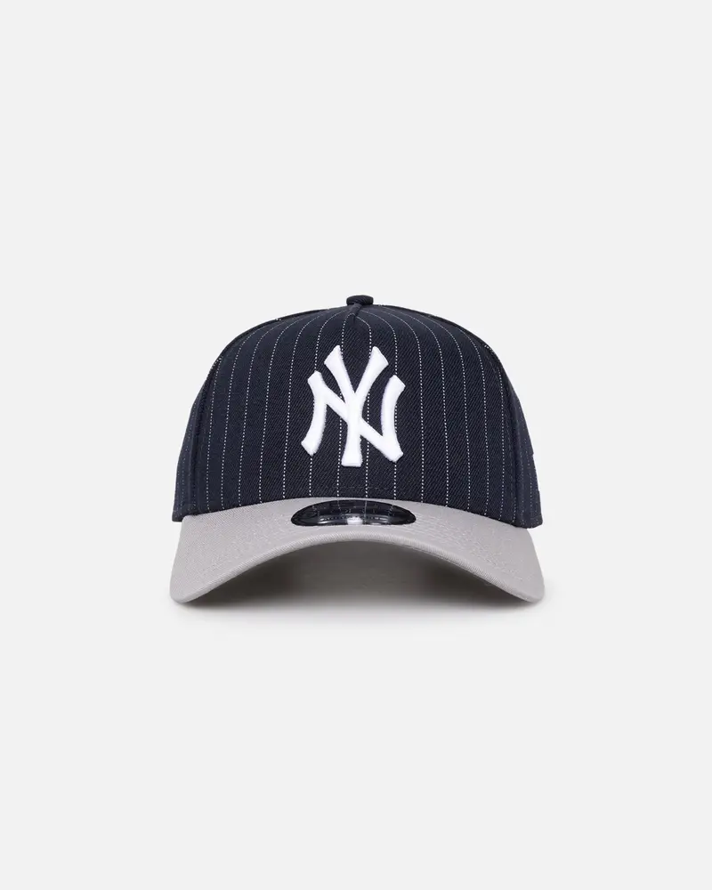 New Era New York Yankees '2-Tone Pinstripe' 9Forty A-Frame Snapback Pinstripe 1